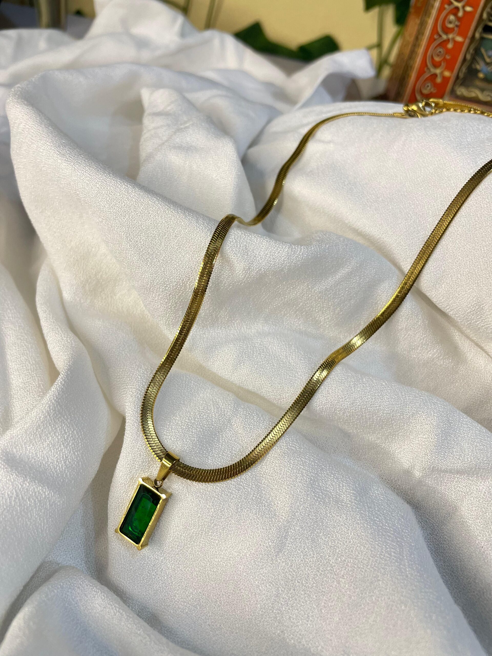 Emerald Luxe Pendant - Image 2