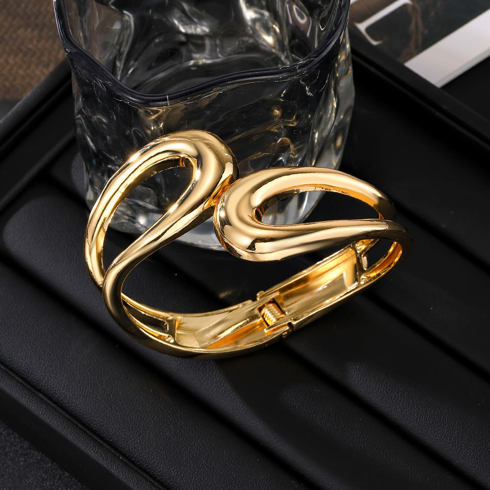 Bold Wave Gold Cuff - Image 2