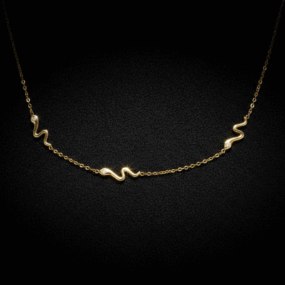 Minimalist Gold Wavy Chain Necklace